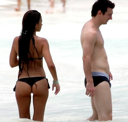 Messi and girlfriend