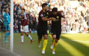Aguero (L) and Nolito celebrate as City beat Burnley 